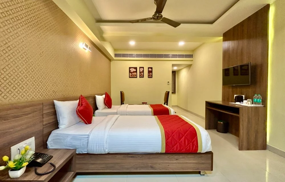 Hotel Golden Stay by TGH
