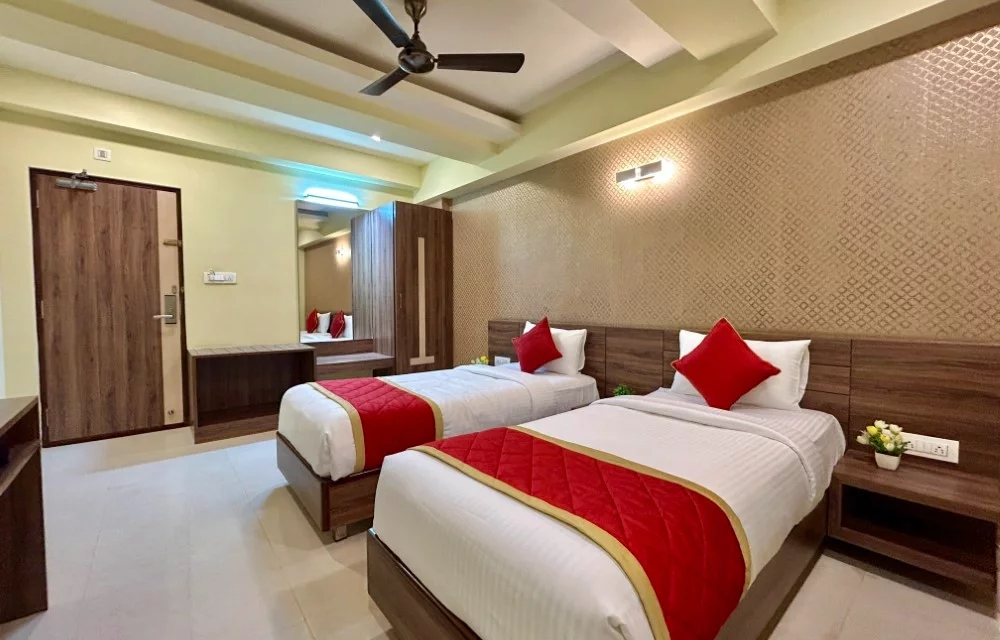 Hotel Golden Stay by TGH